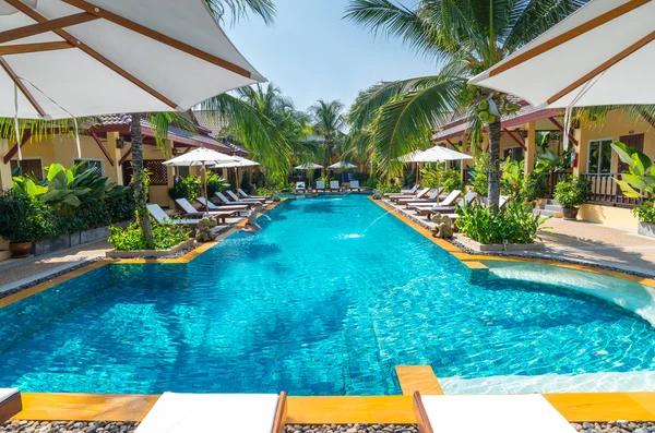 Comparing Westgate Resorts with Other Vacation Ownership Programs