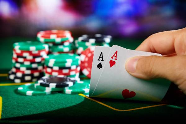 Live Casino Tables Available Across online casinos Singapore