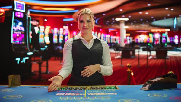 Discover Live Roulette and Blackjack Experiences Through คาสิโนออนไลน์ Platforms