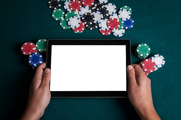 How Online Casino Singapore Sites Present Their Gaming Collections