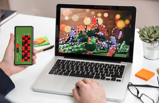 How Online Casino Singapore Websites Present Their Game Libraries